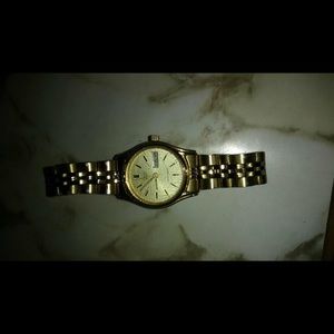 Women’s good citizen watch